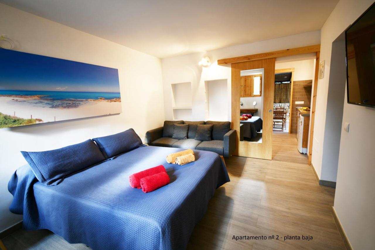 Apartamentos Cas Xurrac 에스 칼로 외부 사진