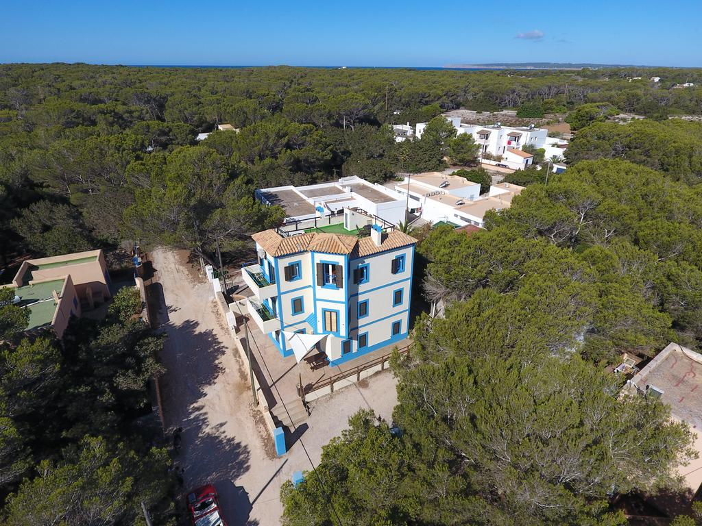Apartamentos Cas Xurrac 에스 칼로 외부 사진