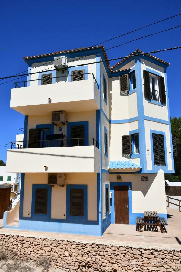 Apartamentos Cas Xurrac 에스 칼로 외부 사진